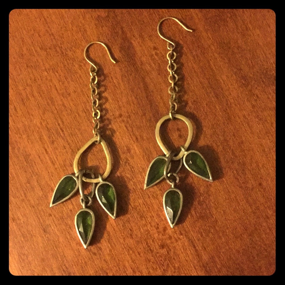 🌟 Lucky Brand gold tone dangle earrings